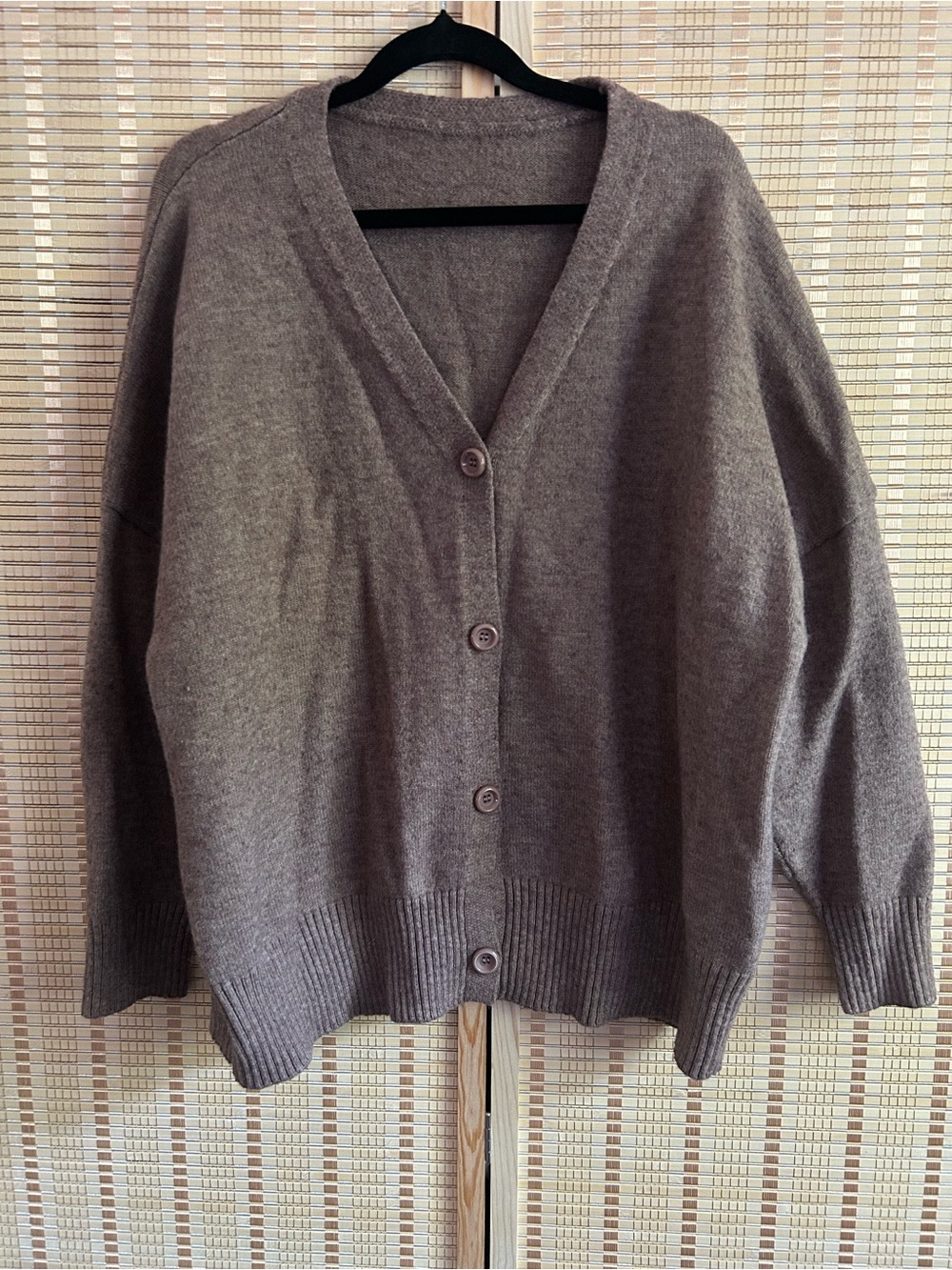 Size M Oversized HALARA Brown Knit cardigan Sweater MINT worn once